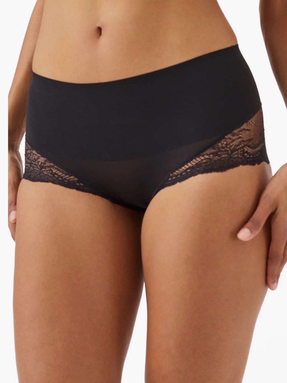 SPANXsmooth™ Undie-tectable Lace Hi-Hipster Panties